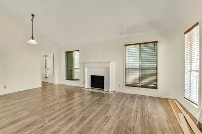 1073 Redfish Street, Bayou Vista, TX 77563 - Photo 6