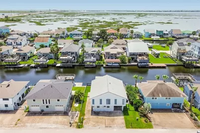 1073 Redfish Street, Bayou Vista, TX 77563 - Photo 4