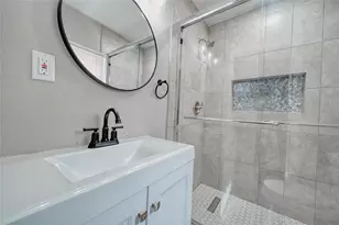 365 Audrey Ln, Houston, TX 77015 - Photo 12