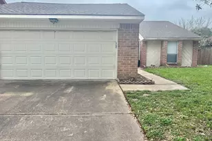 10422 Eagle Glen Dr, Houston, TX 77041 - Photo 2