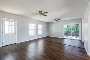 5922 Fairdale Ln, Houston, TX 77057 - Photo 6