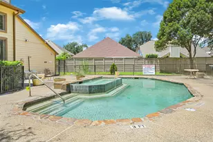 16800 Sugar Pine Dr, Houston, TX 77090 - Photo 2
