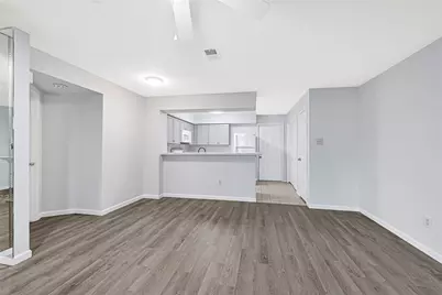 16800 Sugar Pine Drive #31, Houston, TX 77090 - Photo 10