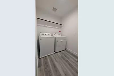 10610 Wellesley Terrace Trail, Houston, TX 77051 - Photo 28