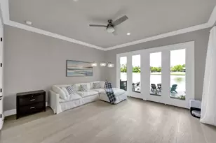 22 Lakeside Cove, The Woodlands, TX 77380 - Photo 14