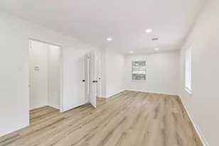 4422 Libbey Ln, Houston, TX 77092 - Photo 24