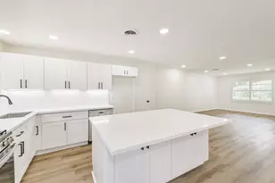 4422 Libbey Ln, Houston, TX 77092 - Photo 12