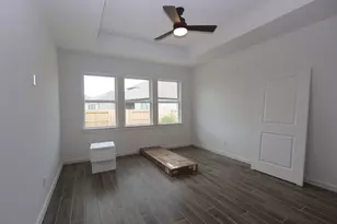 12123 Old Fashion Cir, Mont Belvieu, TX 77535 - Photo 8