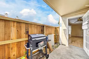 2750 Holly Hall St, Houston, TX 77054 - Photo 24