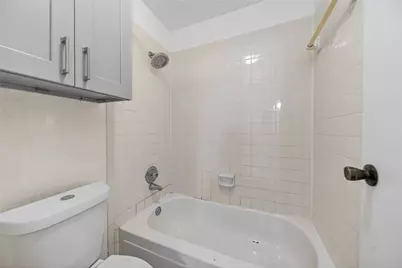 2750 Holly Hall Street #1706, Houston, TX 77054 - Photo 22