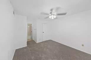 2750 Holly Hall St, Houston, TX 77054 - Photo 18