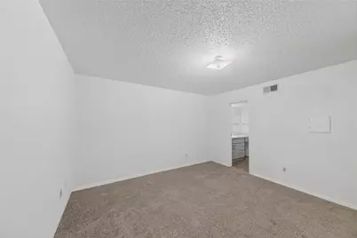 2750 Holly Hall Street #1706, Houston, TX 77054 - Photo 18