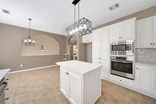 33 Mistyhaven Pl, The Woodlands, TX 77381 - Photo 16