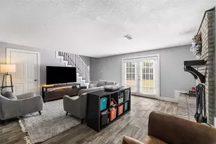 10906 Sagecrest Ln, Houston, TX 77089 - Photo 6