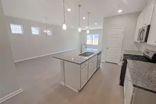 9765 Enclave Ridge Rd, Willis, TX 77318 - Photo 6