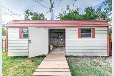 237 McLemore Drive, Alvin, TX 77511 - Photo 28