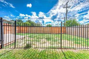 237 McLemore Dr, Alvin, TX 77511 - Photo 30