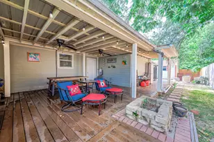 237 McLemore Dr, Alvin, TX 77511 - Photo 24