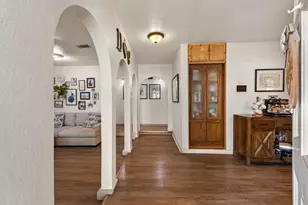 2325 Wilkes St, Bryan, TX 77803 - Photo 4