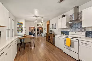 2325 Wilkes St, Bryan, TX 77803 - Photo 14