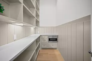623 E 13th St, Houston, TX 77008 - Photo 14