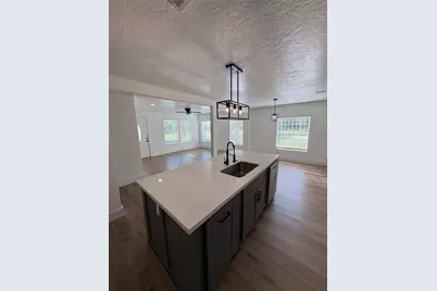 502 Independence Street, Liberty, TX 77575 - Photo 4
