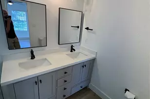 502 Independence St, Liberty, TX 77575 - Photo 10