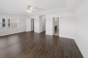 705 N Bayshore Dr, La Porte, TX 77571 - Photo 18
