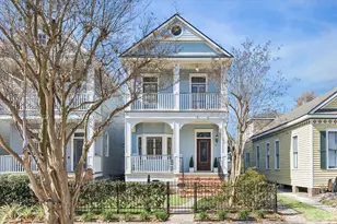 421 Cortlandt St, Houston, TX 77007 - Photo 1