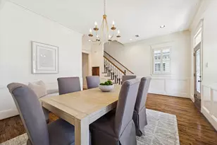 421 Cortlandt St, Houston, TX 77007 - Photo 8