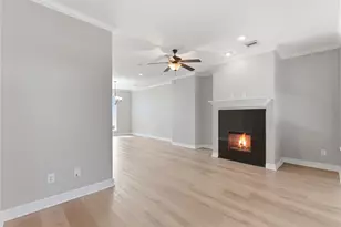 408 Eichwurzel Ln, Houston, TX 77009 - Photo 24