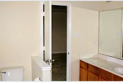 13039 Skyview Bend, Houston, TX 77047 - Photo 10