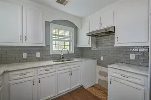 1339 13th St, Galena Park, TX 77547 - Photo 16