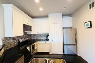 2400 McCue Rd, Houston, TX 77056 - Photo 12