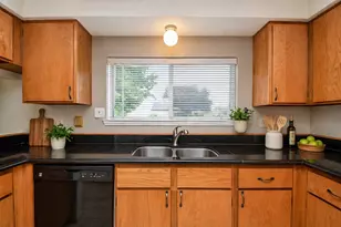 8323 E Ridge Dr, Houston, TX 77040 - Photo 12