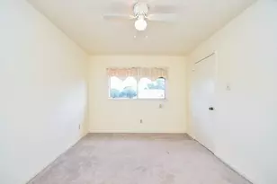 8323 E Ridge Dr, Houston, TX 77040 - Photo 20