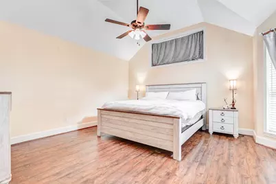 302 Dock Court, Crosby, TX 77532 - Photo 14