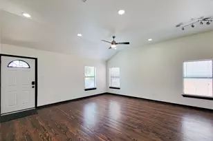 1904 Davis St, Houston, TX 77026 - Photo 4