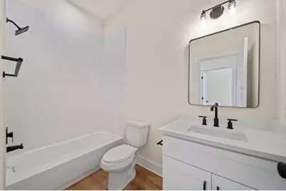236 E 39th Street #A, Houston, TX 77018 - Photo 8