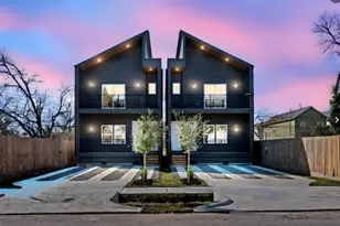 236 E 39th St, Houston, TX 77018 - Photo 1