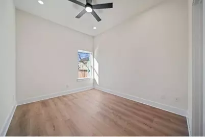 236 E 39th Street #A, Houston, TX 77018 - Photo 16
