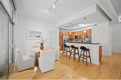 1901 Post Oak Boulevard #204, Houston, TX 77056 - Photo 22