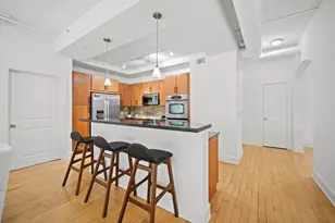 1901 Post Oak Blvd, Houston, TX 77056 - Photo 10