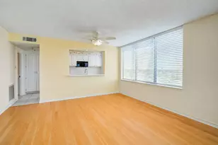 14655 Champion Forest Dr, Houston, TX 77069 - Photo 14