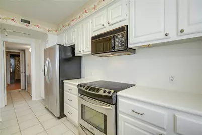 14655 Champion Forest Drive #1104, Houston, TX 77069 - Photo 12