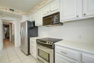 14655 Champion Forest Dr, Houston, TX 77069 - Photo 12
