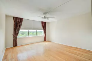 14655 Champion Forest Dr, Houston, TX 77069 - Photo 16