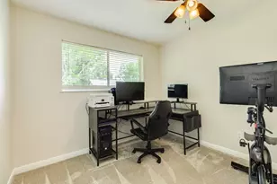 310 Dogwood St, Lake Jackson, TX 77566 - Photo 16