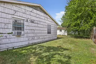 7111 Oak Village Dr, Houston, TX 77396 - Photo 30