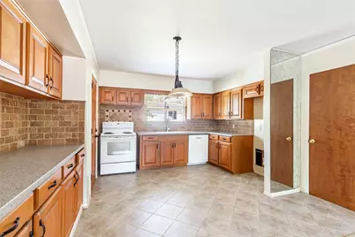 7111 Oak Village Drive, Houston, TX 77396 - Photo 14